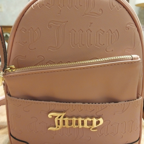 NEW Juicy Couture Deboss Taffy Pullout Pouch Backpack - Picture 8 of 11